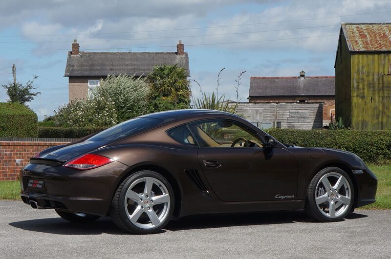 PORSCHE CAYMAN