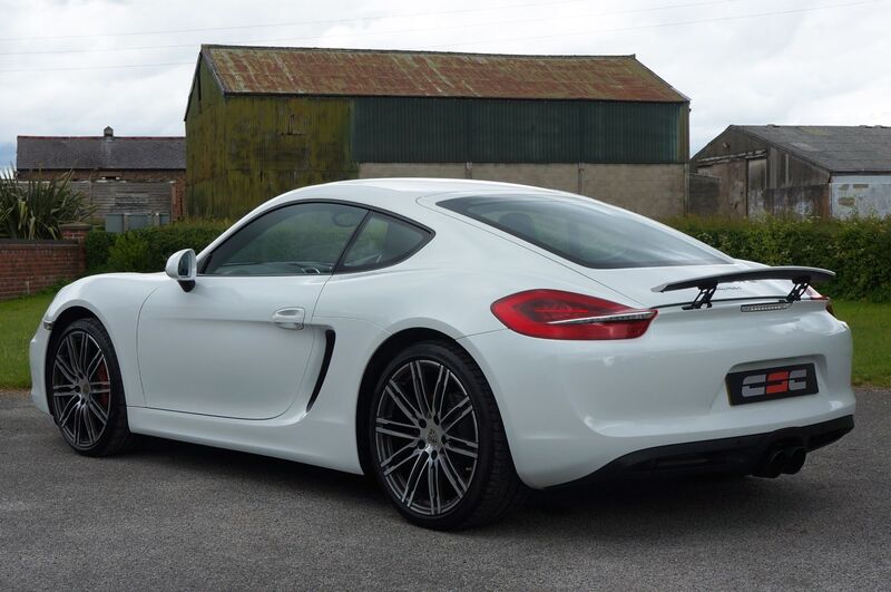 PORSCHE CAYMAN