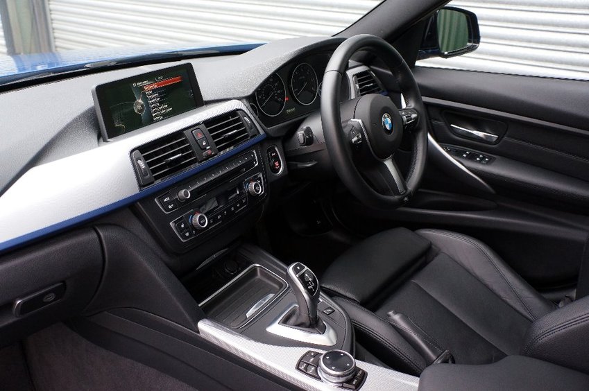 BMW 3 SERIES