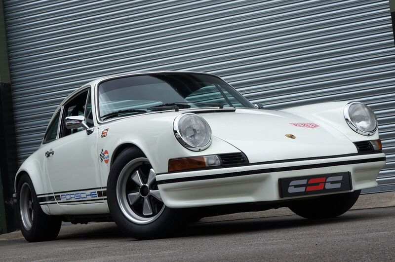 View PORSCHE 911 CLASSIC 3.2 Carrera Backdate