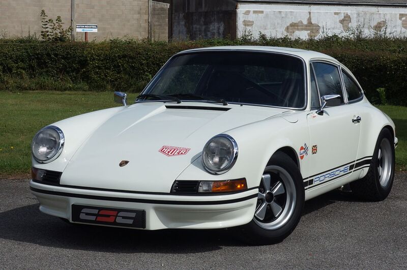 PORSCHE 911 CLASSIC