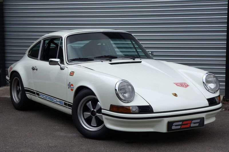 View PORSCHE 911 CLASSIC 3.2 Carrera Backdate