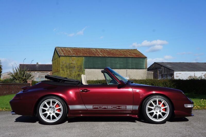 View PORSCHE 911 Carrera 4 Cabriolet