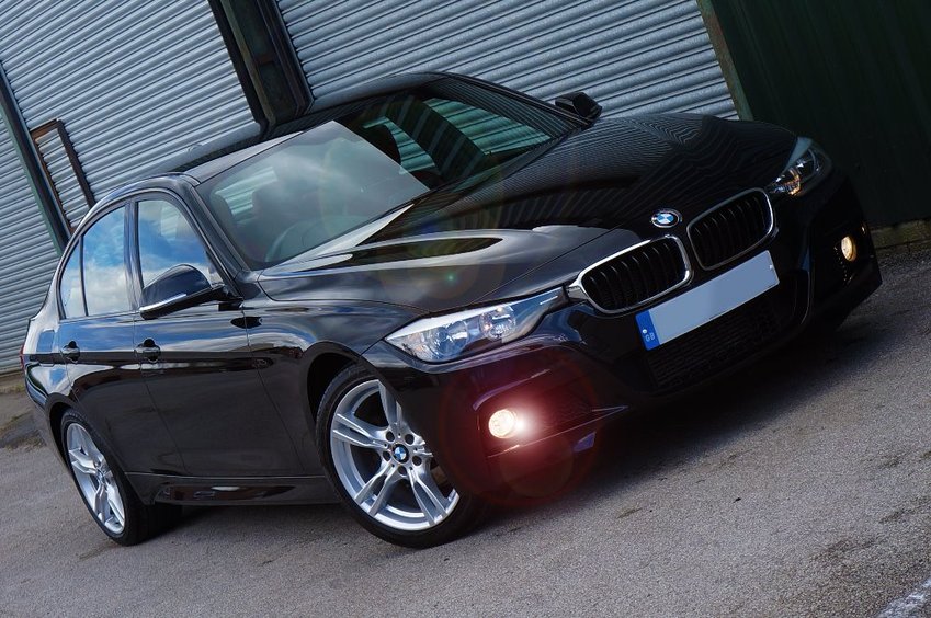 View BMW 3 SERIES 318D M SPORT