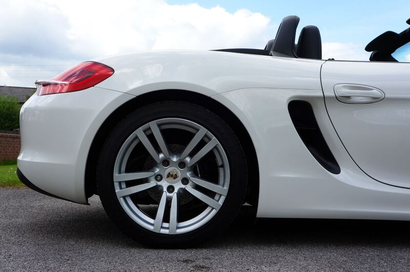 PORSCHE BOXSTER