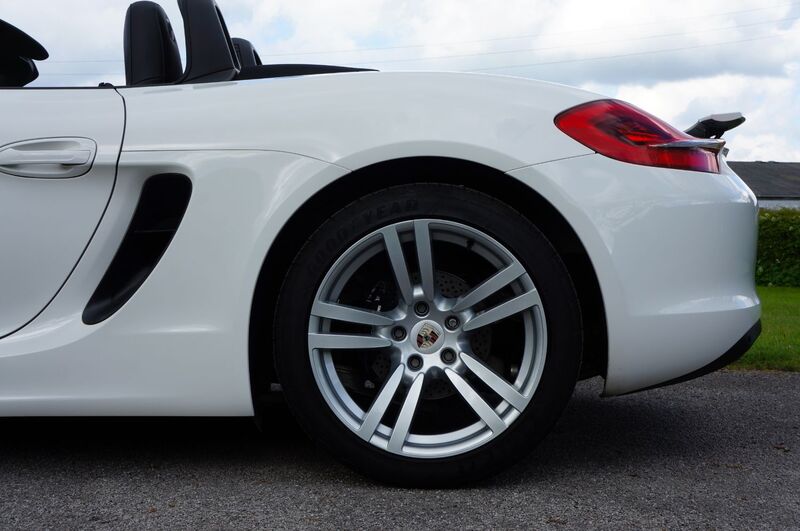 PORSCHE BOXSTER