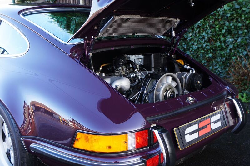 PORSCHE 911 CLASSIC