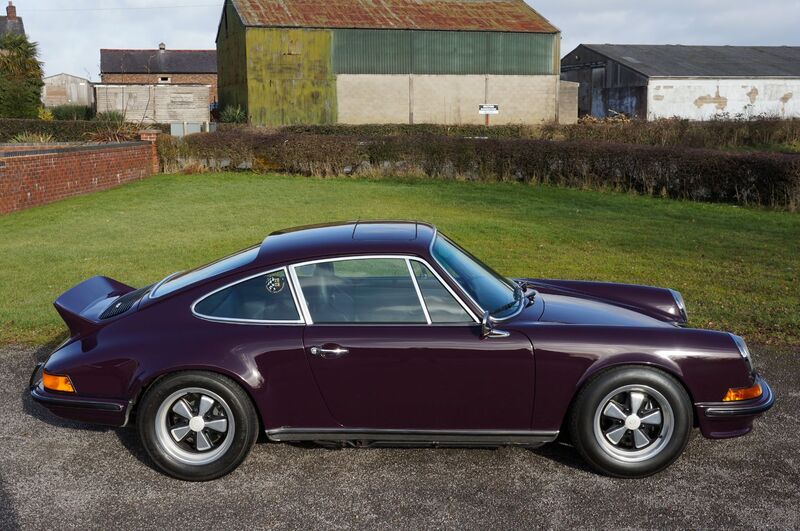 PORSCHE 911 CLASSIC