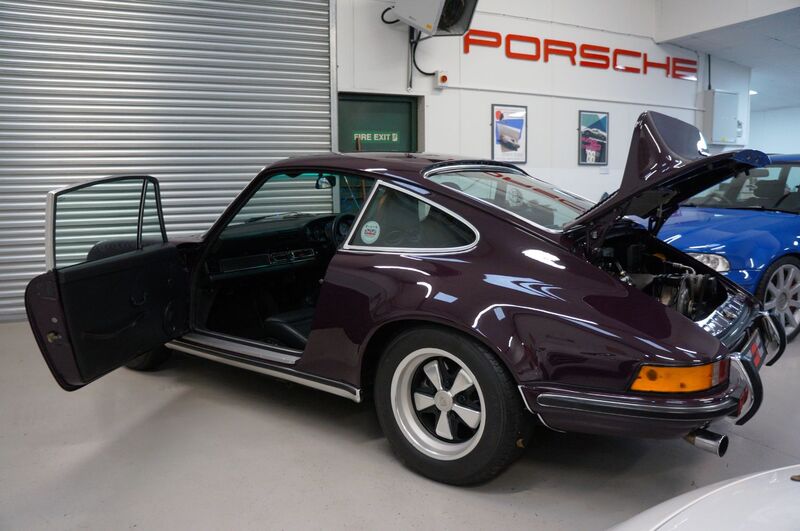 PORSCHE 911 CLASSIC