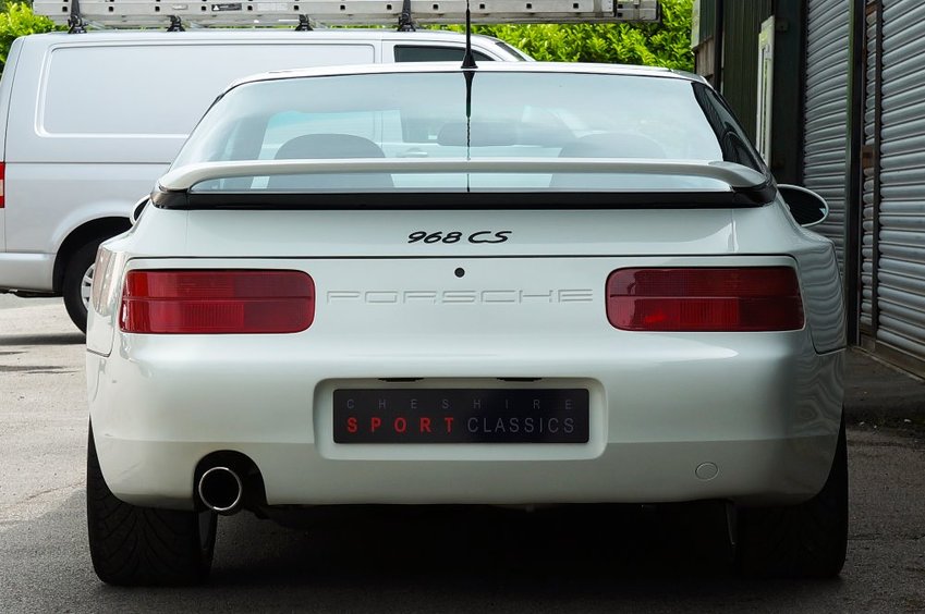 PORSCHE 968