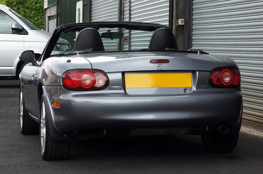 MAZDA MX-5