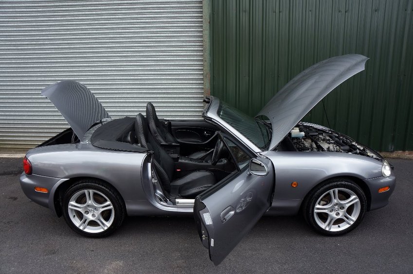 MAZDA MX-5