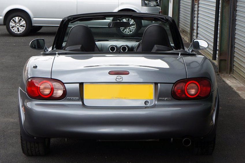 MAZDA MX-5