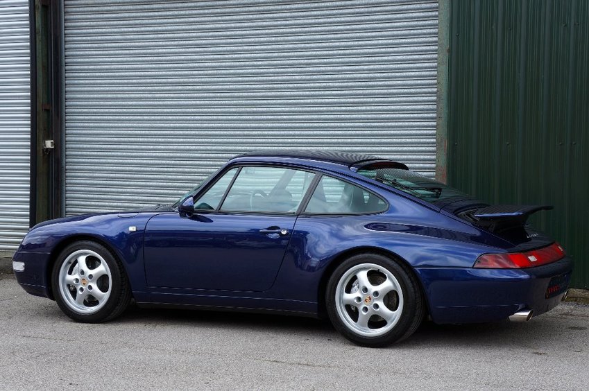 PORSCHE 911 CLASSIC