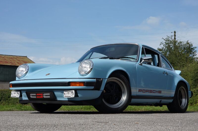 PORSCHE 911 CLASSIC