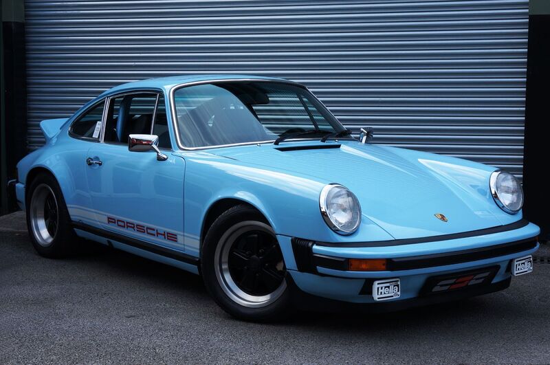 PORSCHE 911 CLASSIC