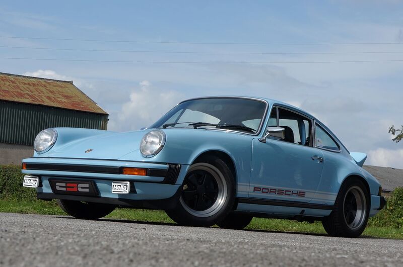 PORSCHE 911 CLASSIC