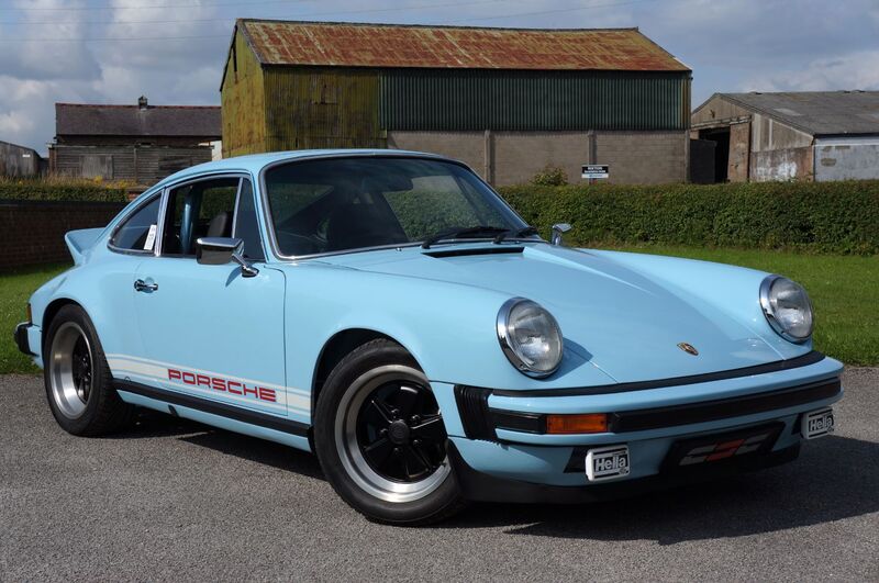 PORSCHE 911 CLASSIC