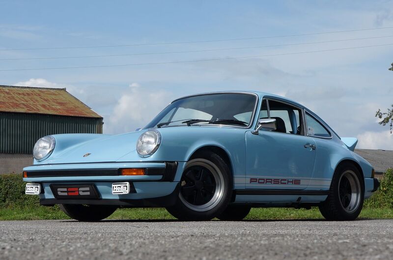 PORSCHE 911 CLASSIC