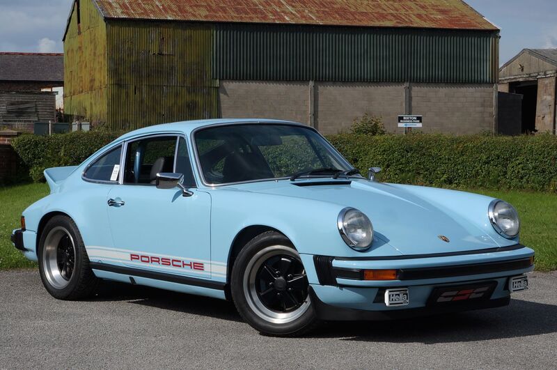 PORSCHE 911 CLASSIC