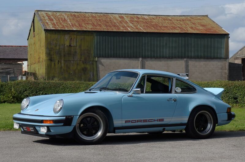 PORSCHE 911 CLASSIC