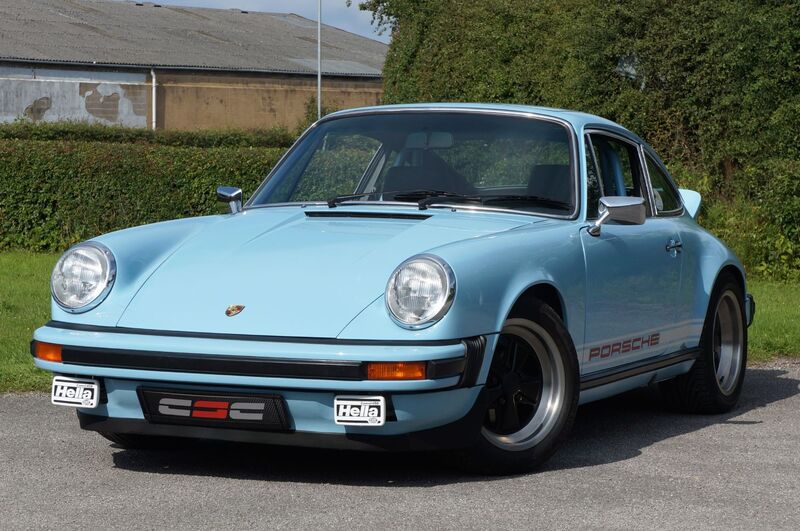 PORSCHE 911 CLASSIC