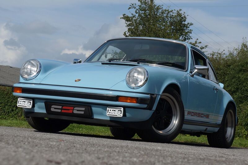 PORSCHE 911 CLASSIC