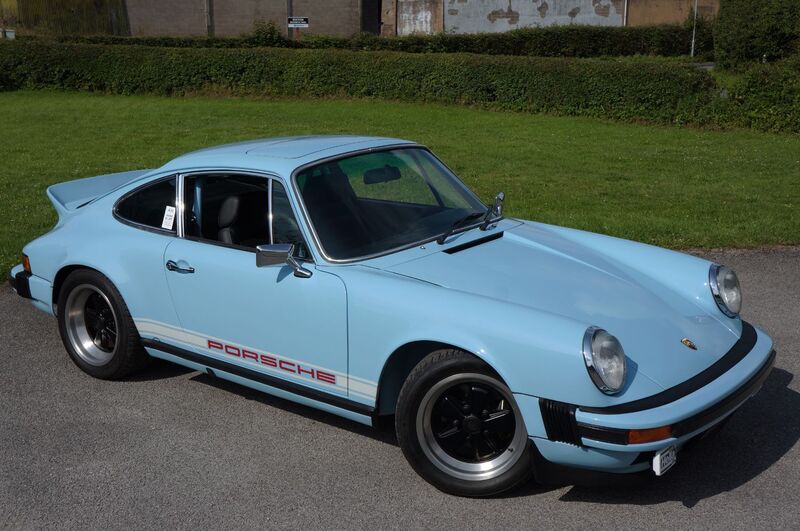 PORSCHE 911 CLASSIC